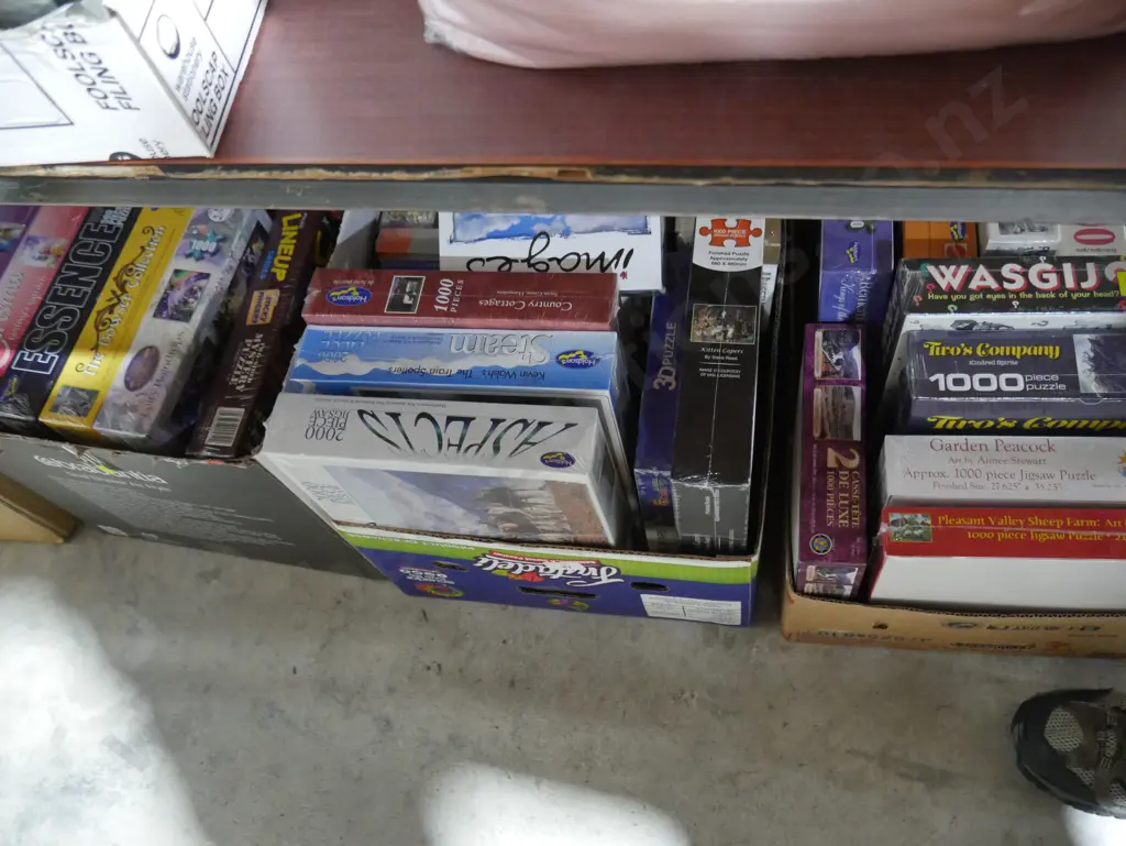 3 boxes jigsaw puzzles Image 1++
