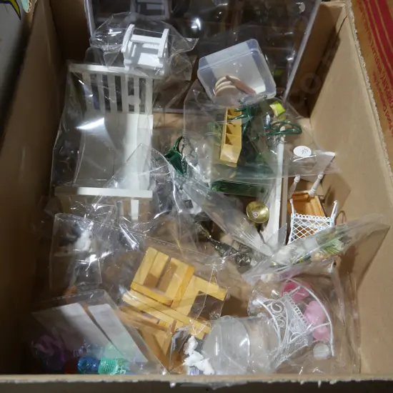 Doll house items