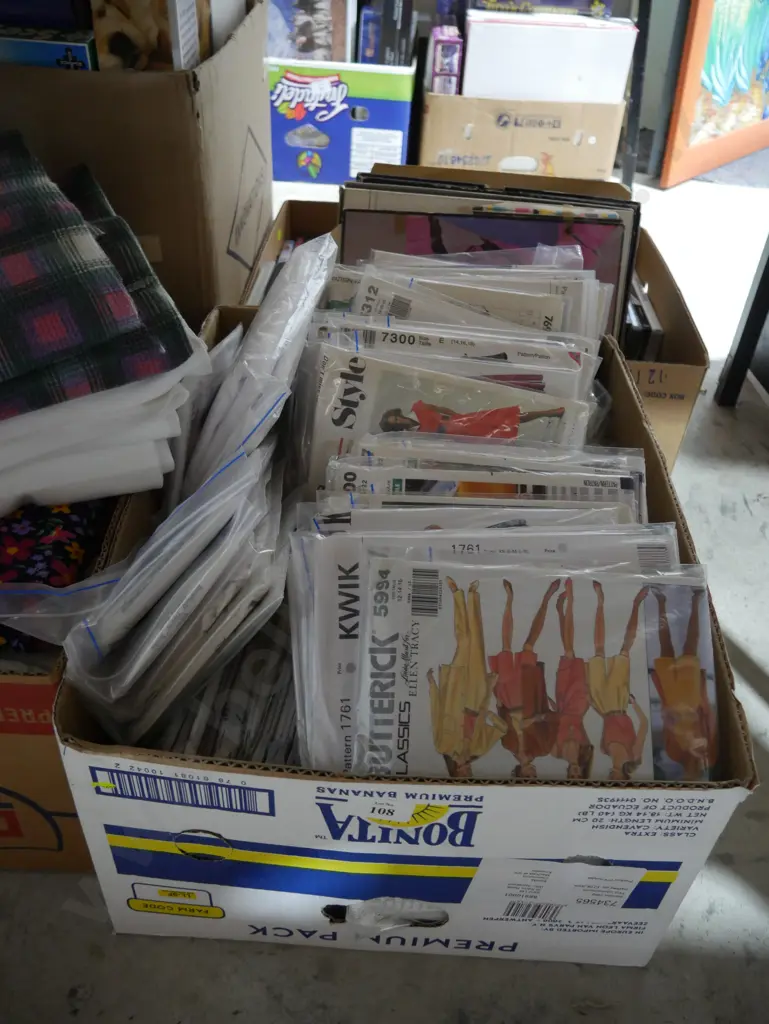 Sewing patterns Image 1++