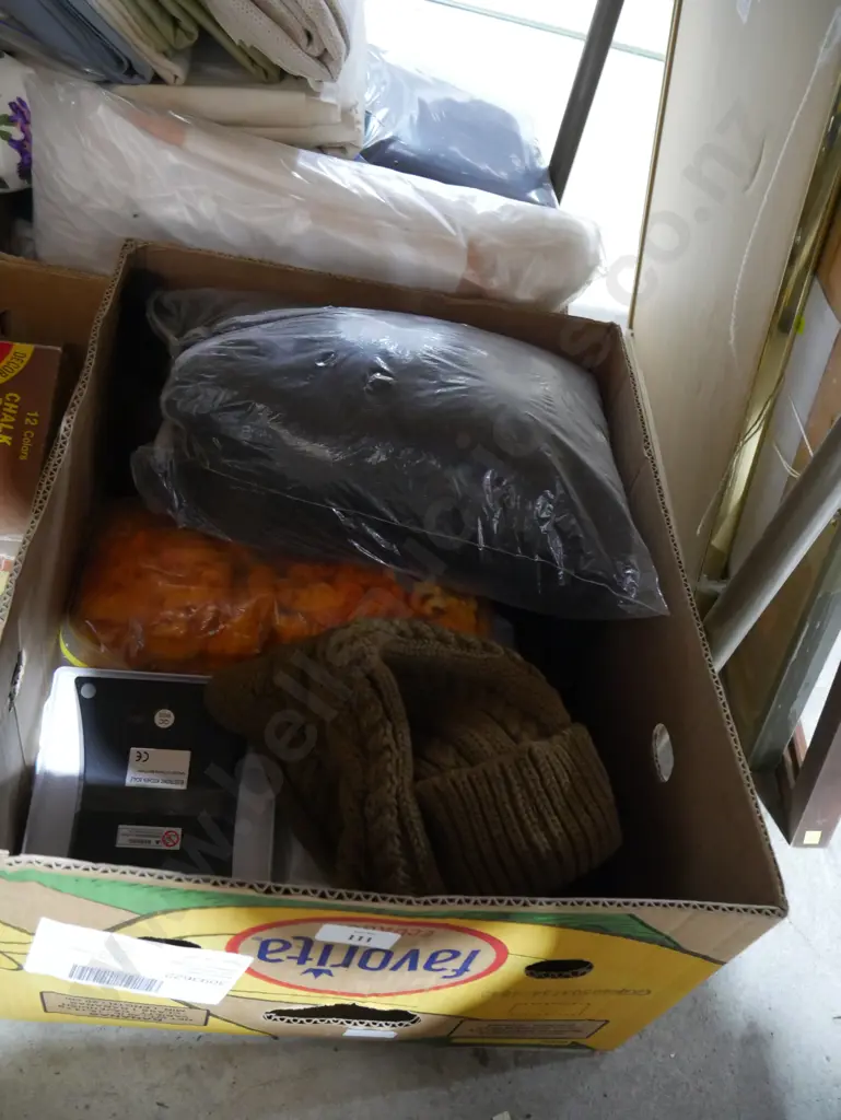Spinning wool etc Image 1++