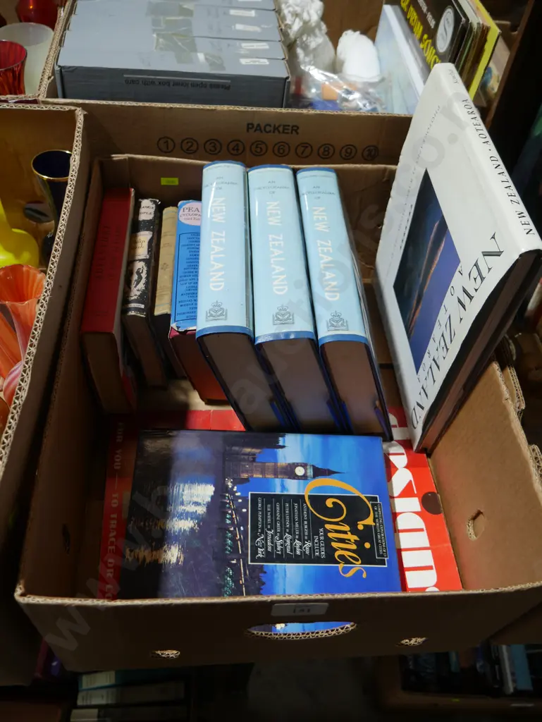 New Zealand books Image 1++