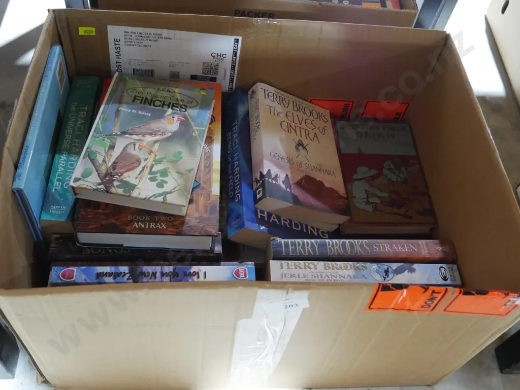 Books Image 1++