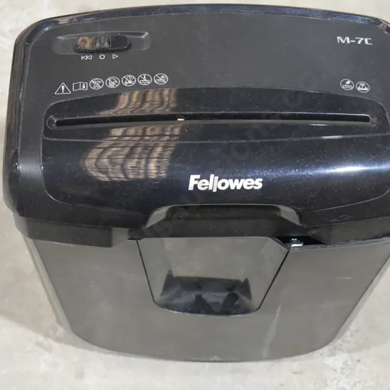 Paper shredder