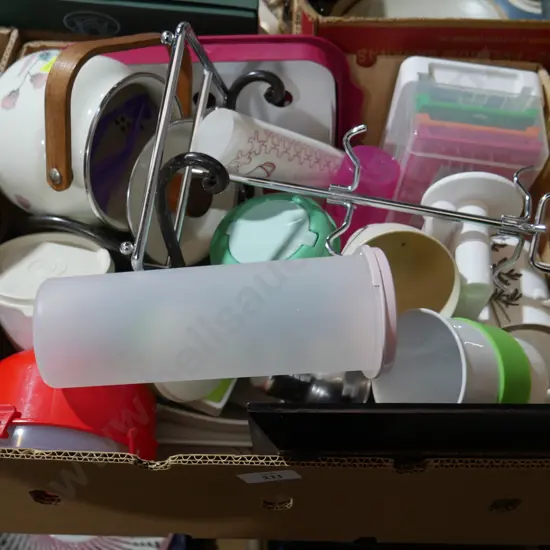 Enamel teapot, plastic containers etc