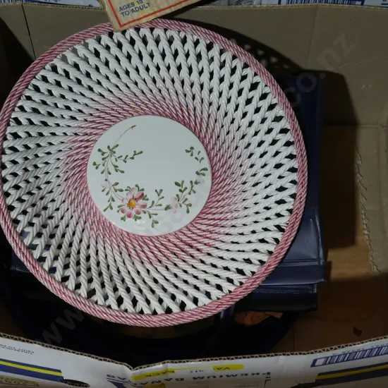 Handbag, platters