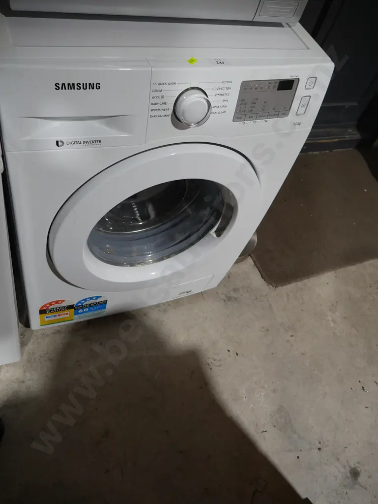 Samsung front load 7 kg washing machine Image 1++