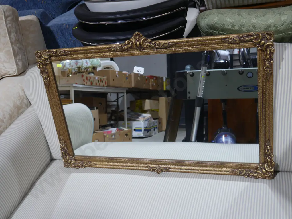 Gilt frame mirror Image 1++