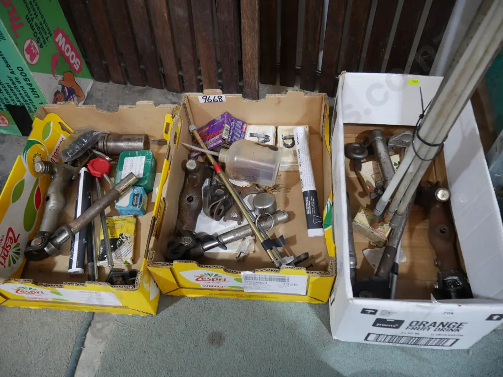 Sheep shearing sundries Image 1++