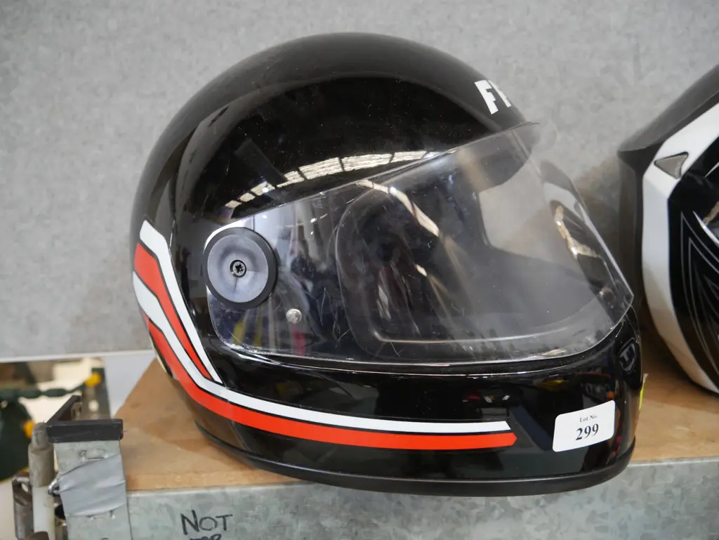 FFM motorbike helmet Image 1++