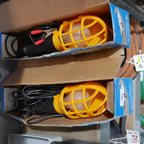 2 garage lamps