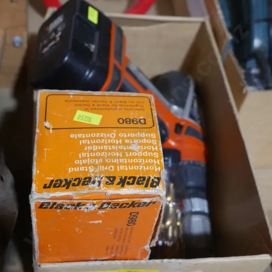 Black and decker drill, drill bits