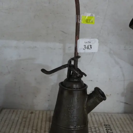 Oil can