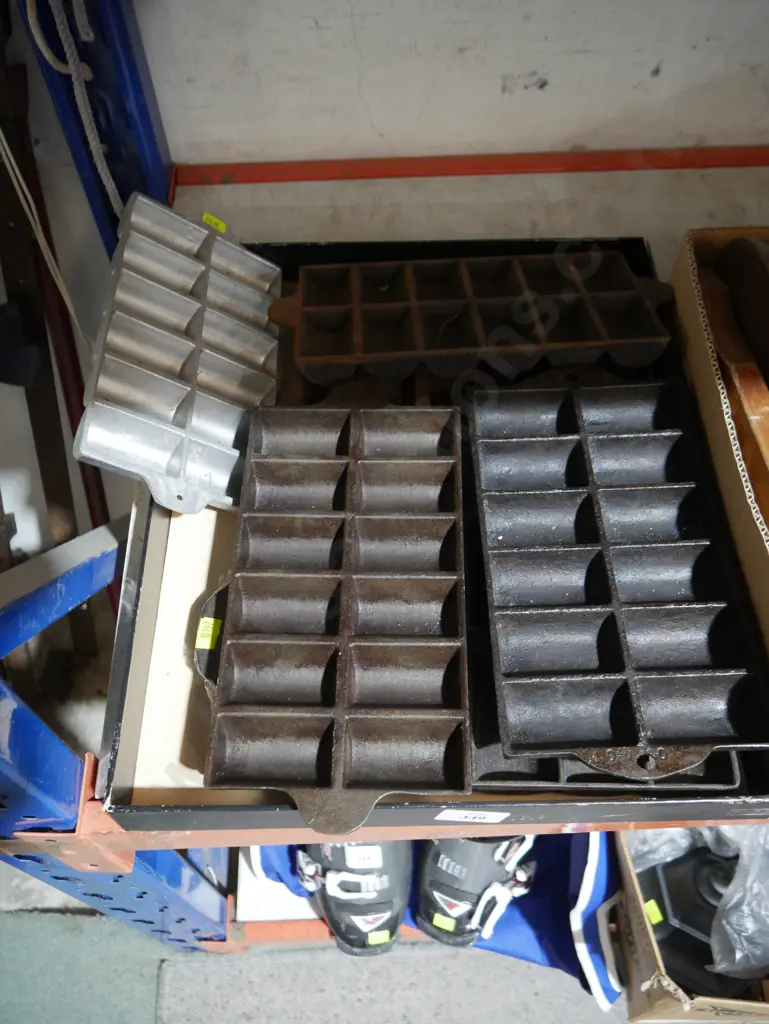 Cast iron roll pans Image 1++