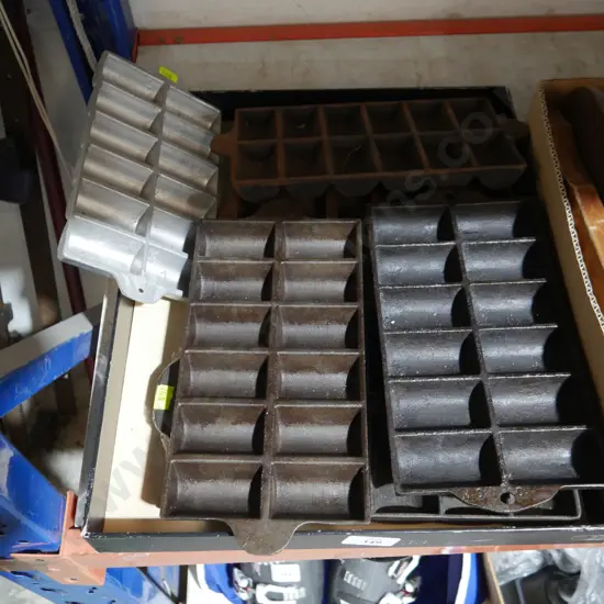 Cast iron roll pans