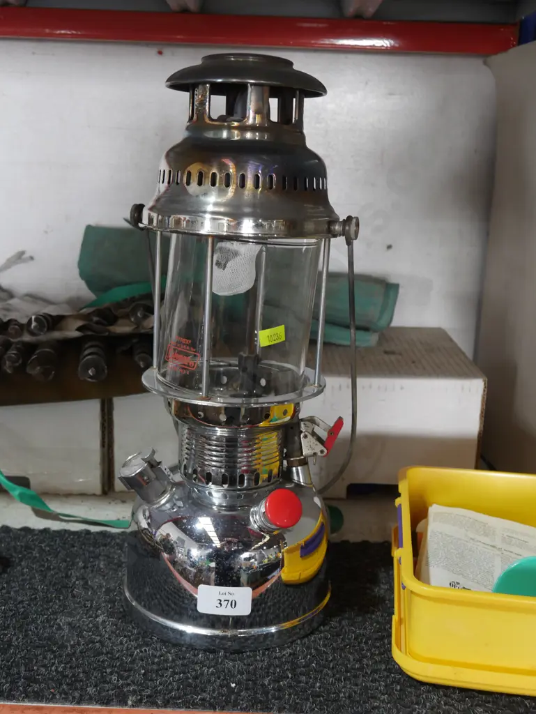 Coleman lamp Image 1++