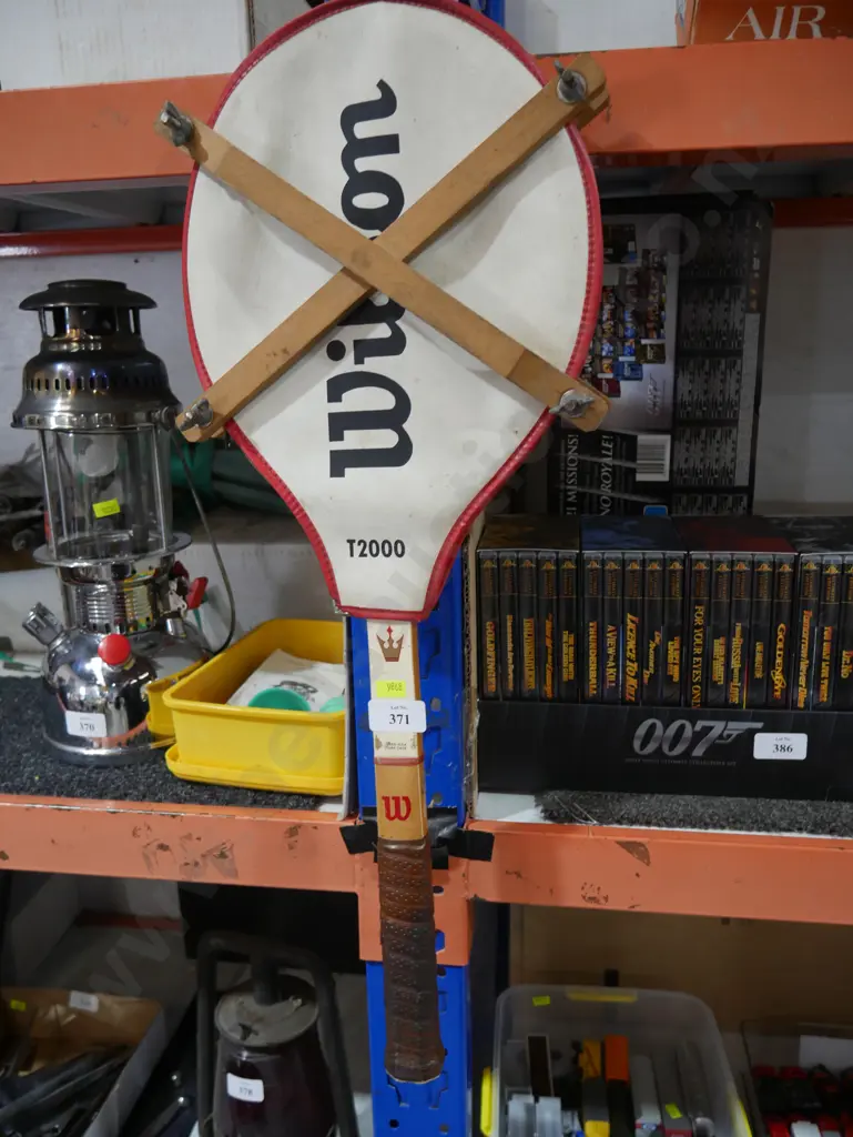 Wilson tennis racket Image 1++