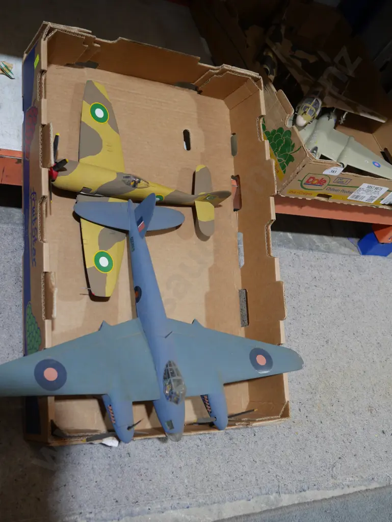 Model planes Image 1++