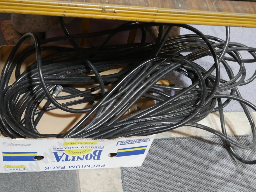 Air hose Image 1++