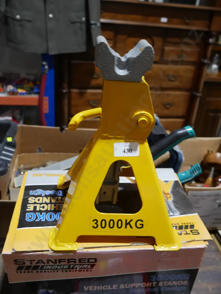 Axle stands Image 1++