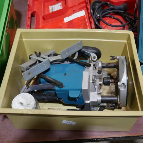 Makita router