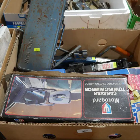 Scissor jacks, caravan towing mirror etc