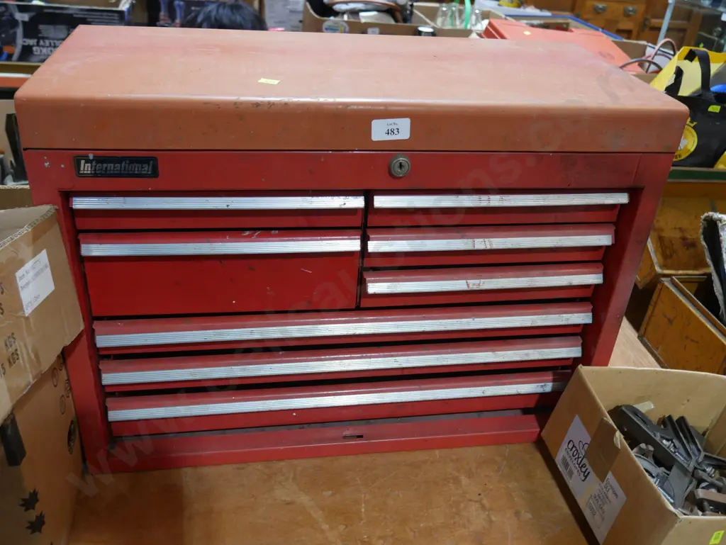 Large tool box Image 1++