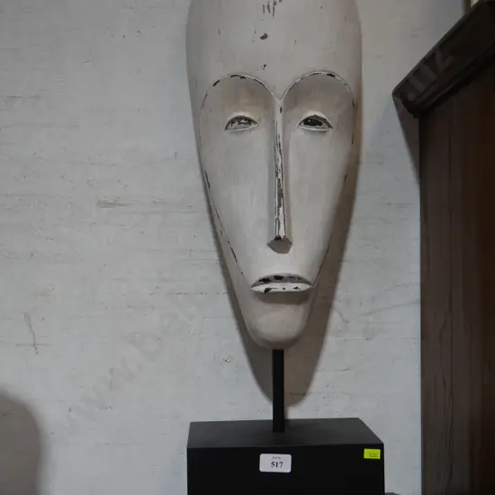 Face sculpture