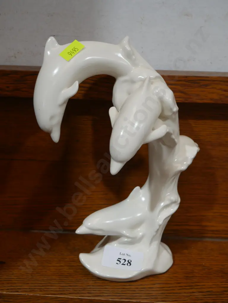 Dolphin figurine Image 1++