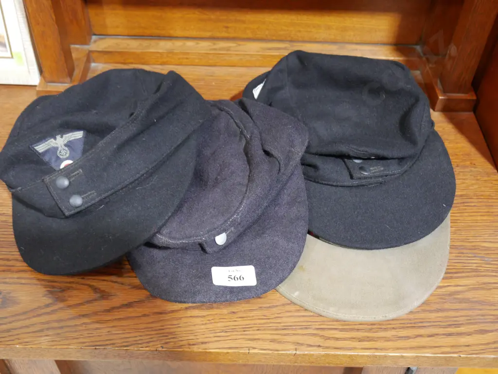 4 military caps Image 1++