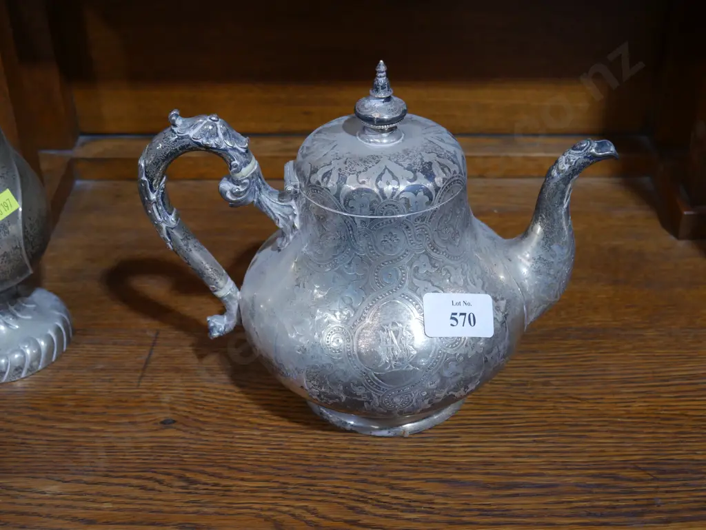 Sterling Silver teapot Image 1++