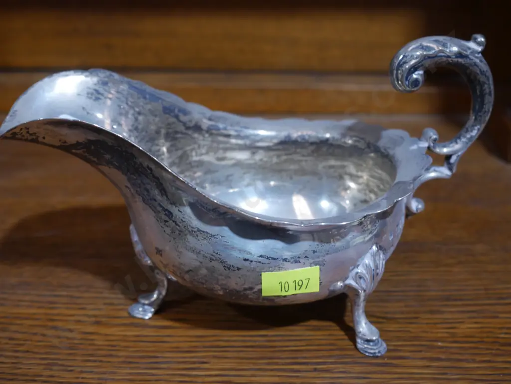 Stirling silver gravy jug Image 1++