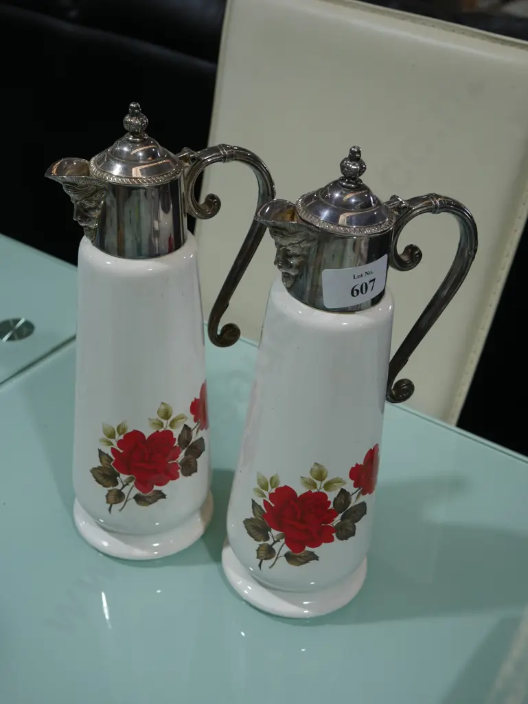 2 Wade pitchers Image 1++