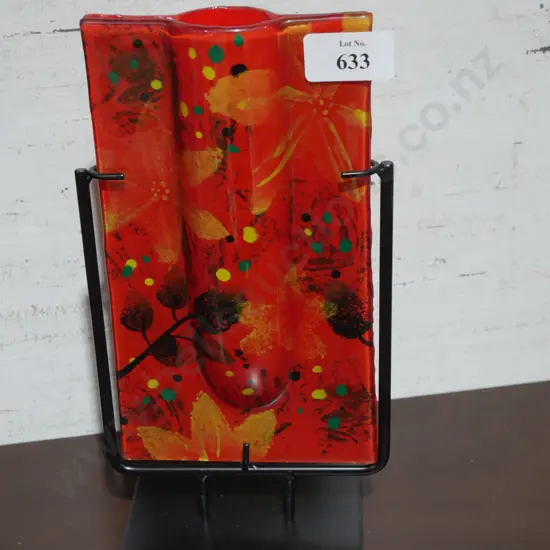 Art glass vase