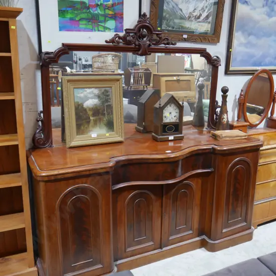 Mirror back sideboard