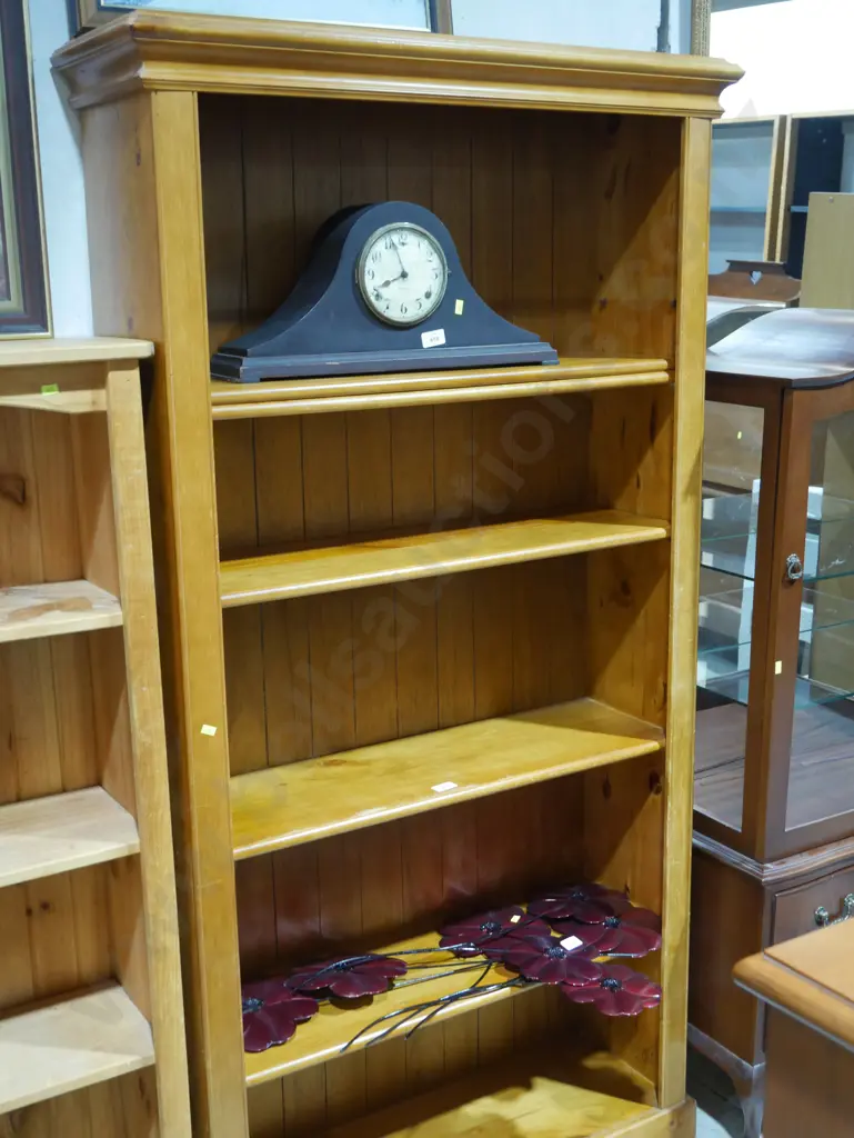 Bookcase Image 1++