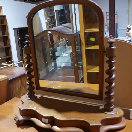 Dressing table mirror