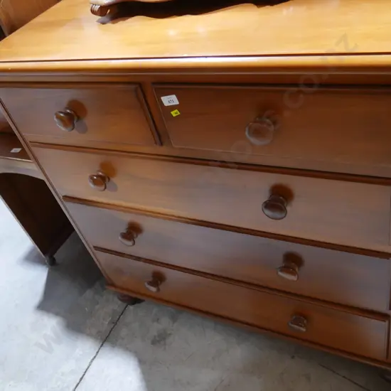 Chest drawers