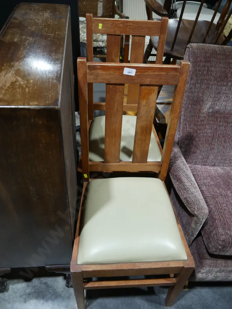 2 dining chairs Image 1++