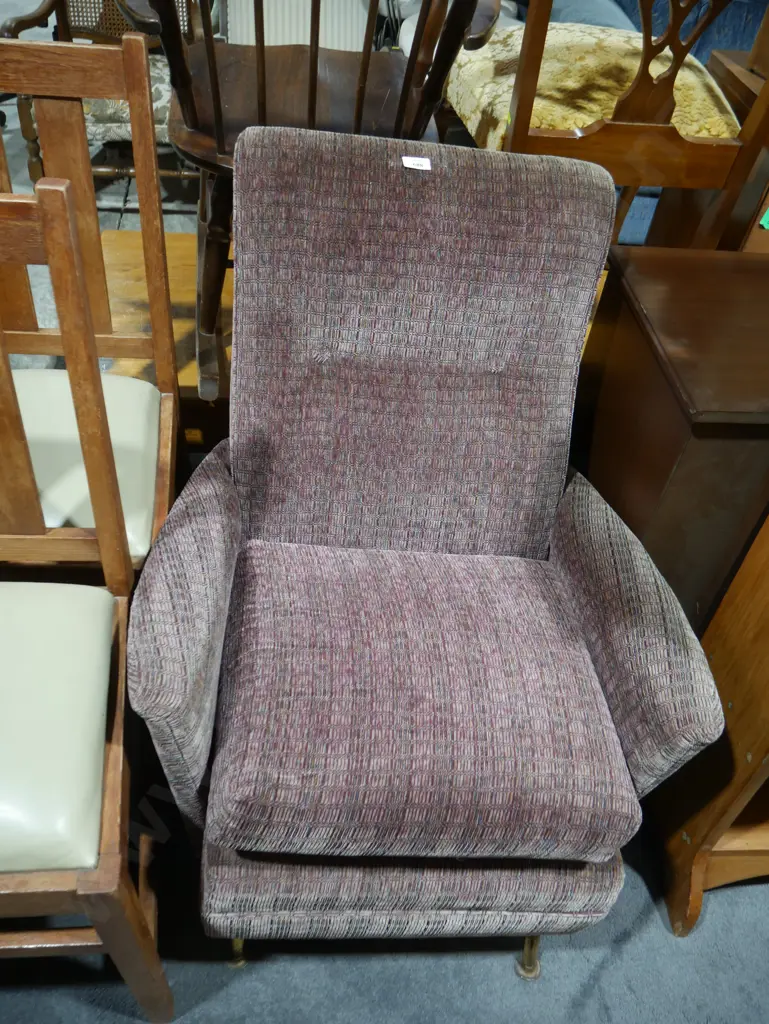 Elbow chair Image 1++