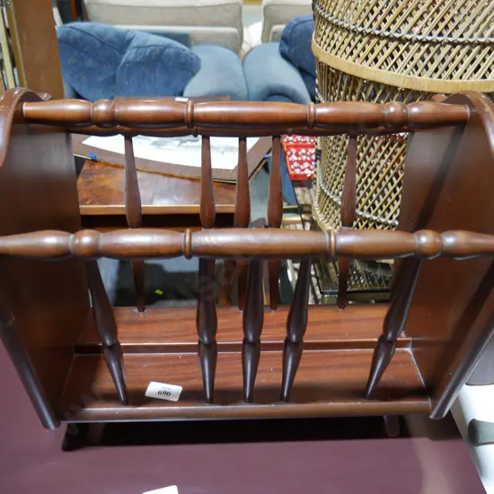 Magazine rack