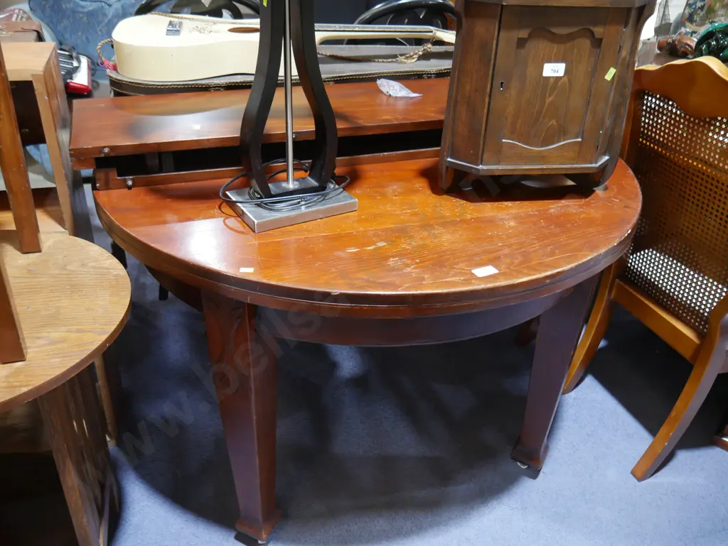 Extendable dining table Image 1++