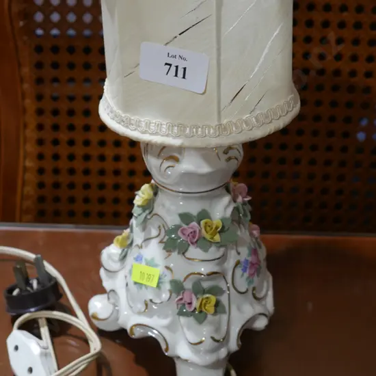 Porcelain table lamp