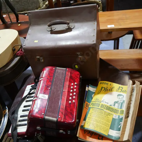 Scandalli cased accordion
