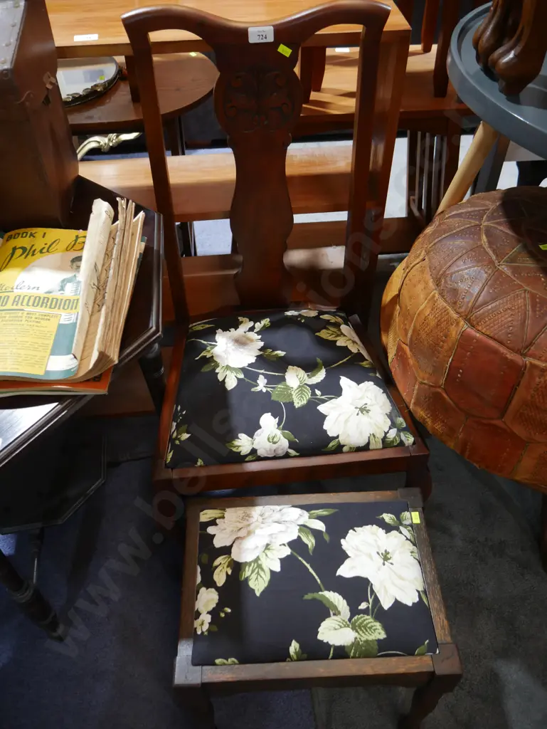 Hall chair & matching stool Image 1++