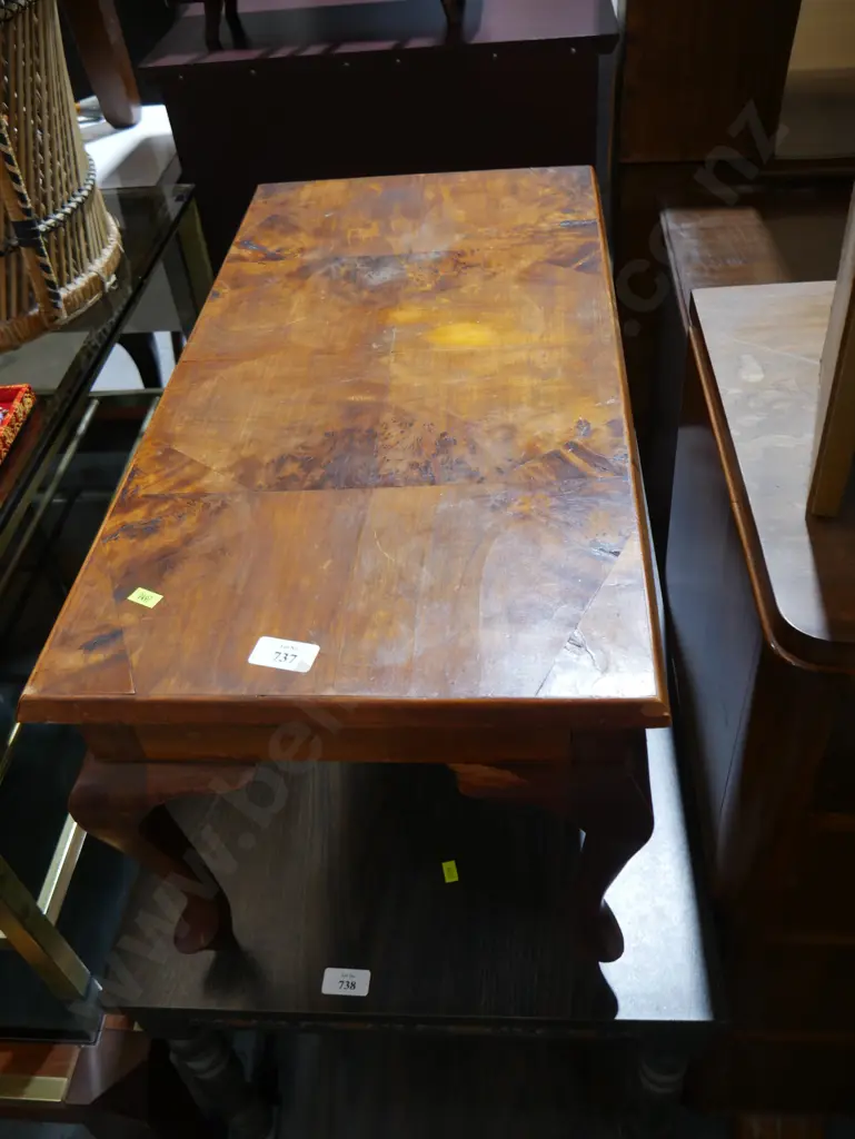 Coffee table Image 1++
