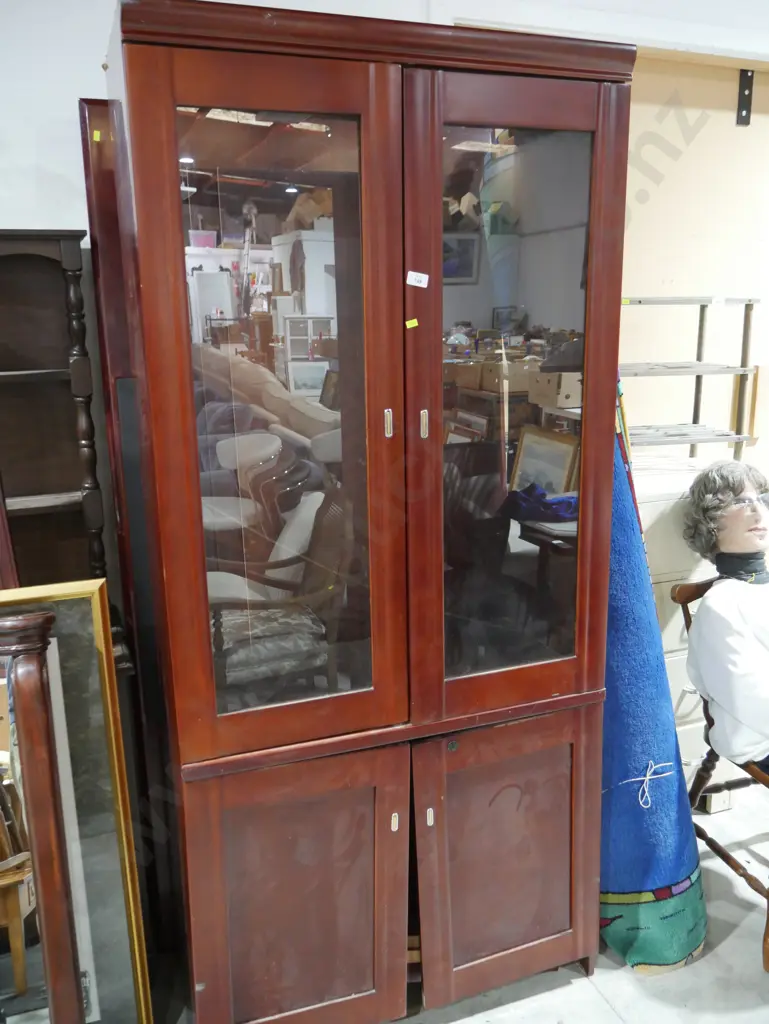 Display cabinet Image 1++