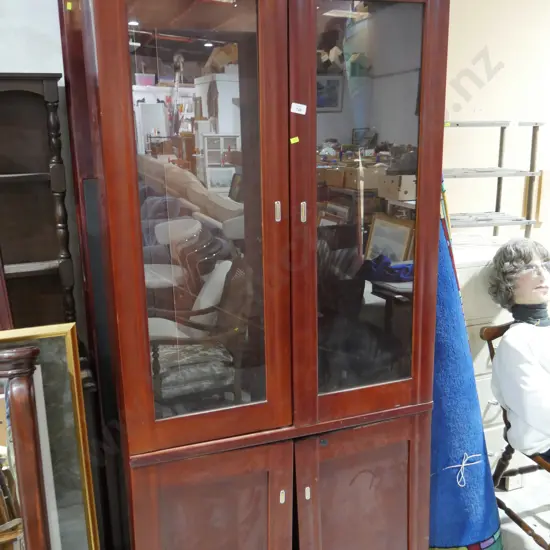 Display cabinet