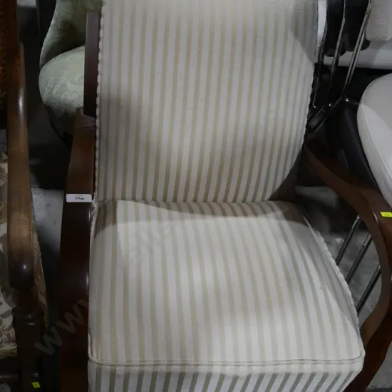 Elbow chair