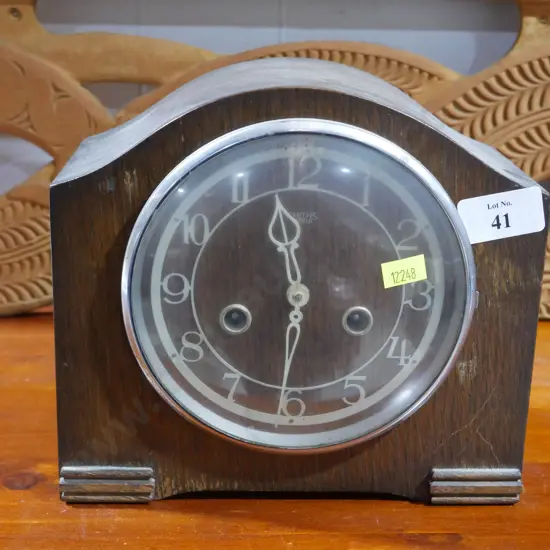 Mantle clock