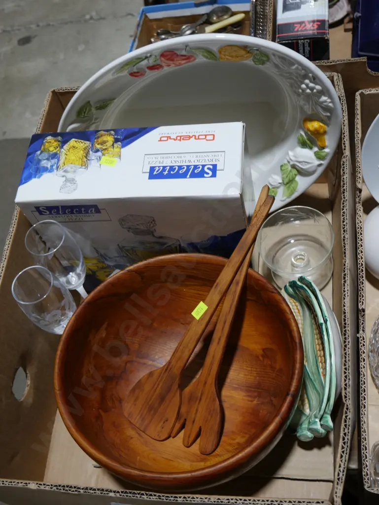 China, wooden salad bowl etc Image 1++
